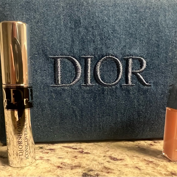 Demin Dior Makeup Bag with Mini Mascara and Lip Maximizer - Picture 2 of 7